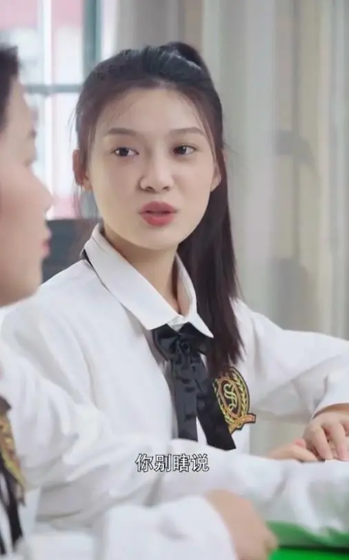 《偏偏他是光》影评：救赎与希望，黑暗中的那束光芒，年度治愈佳作！